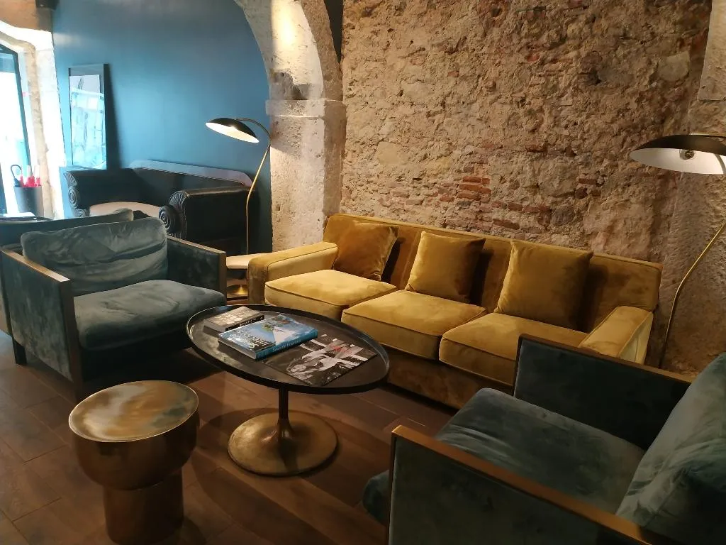 Lobby, Dare Lisbon House, Lisbon