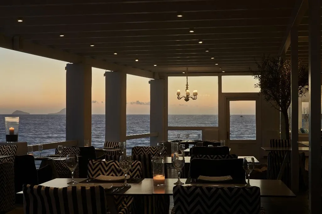 Restaurant, Notos Therme & Spa By Mr and Mrs White, Santorini
