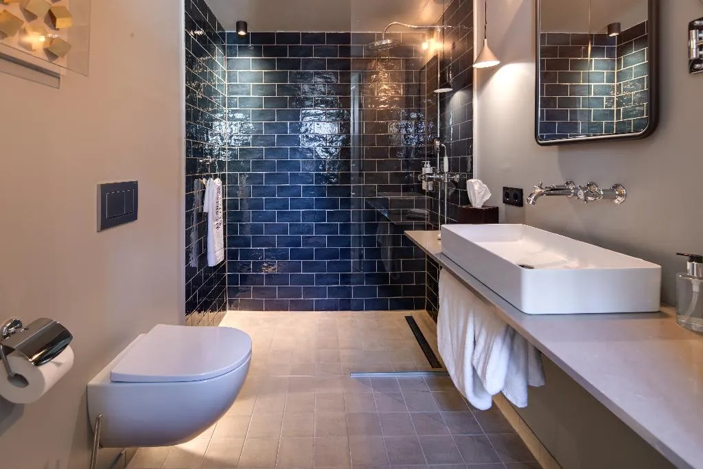 QUADRUPLE STANDARD Room, Hotel Monastere Maastricht, Amsterdam