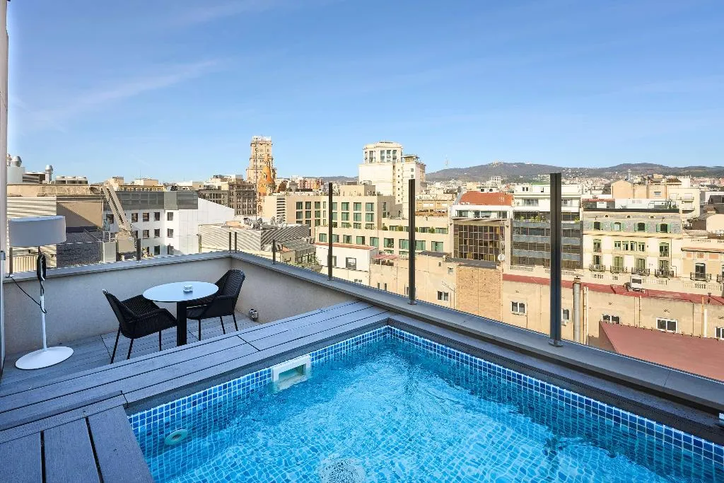 Room, Catalonia Square, Barcelona
