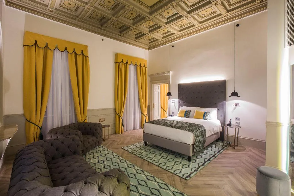 SUITE QUEEN SIZE BED Room, Hotel Indigo Milan - Corso Monforte, Milan