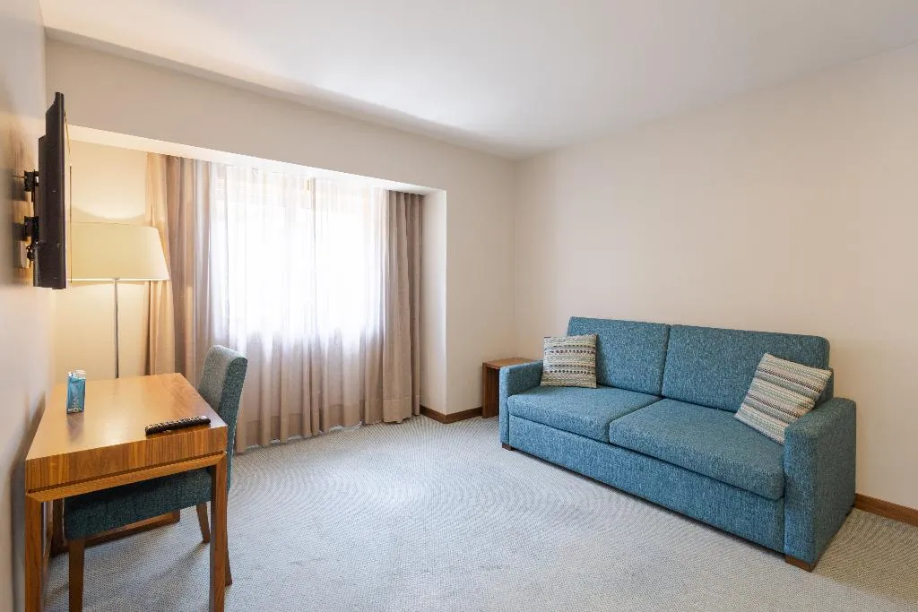 SUITE CAPACITY 1 Room, Navarras, Porto