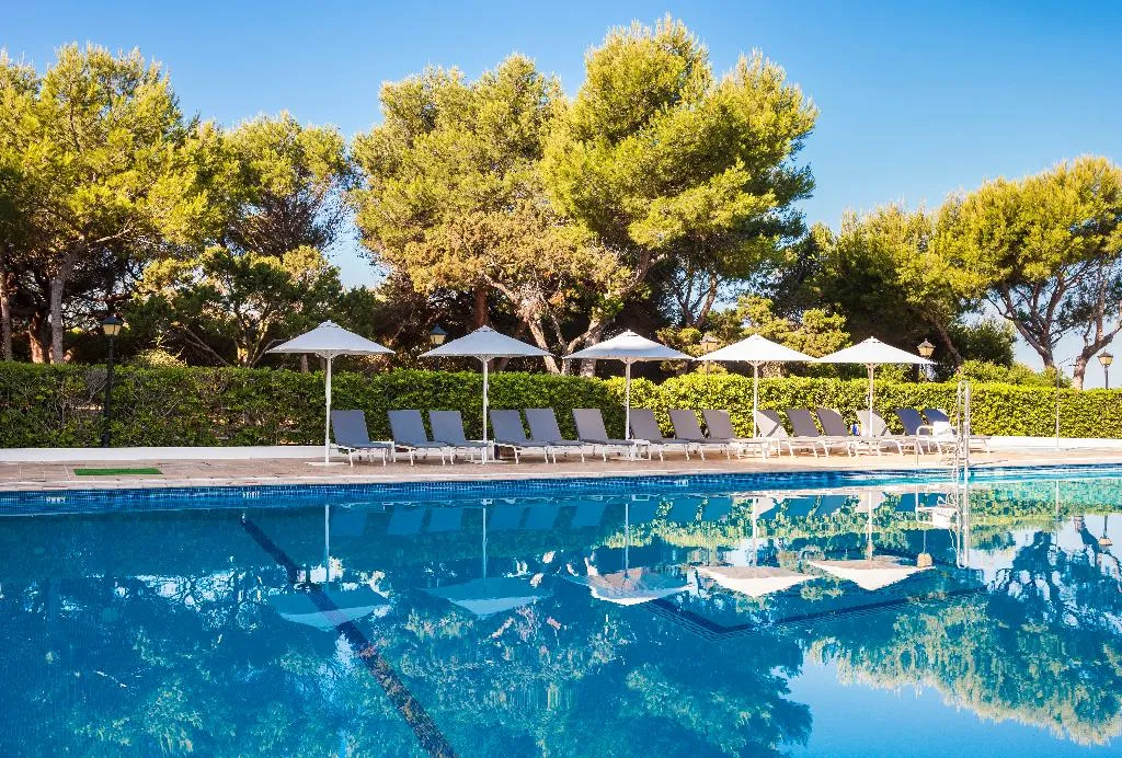Pool, Globales Lord Nelson, Menorca
