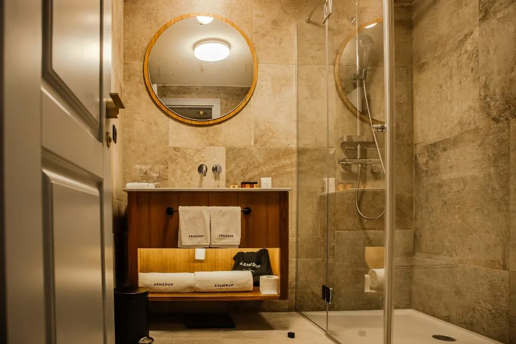 Double or Twin DELUXE WITH TERRACE Room, Armerun Heritage Hotel & Residences, Split