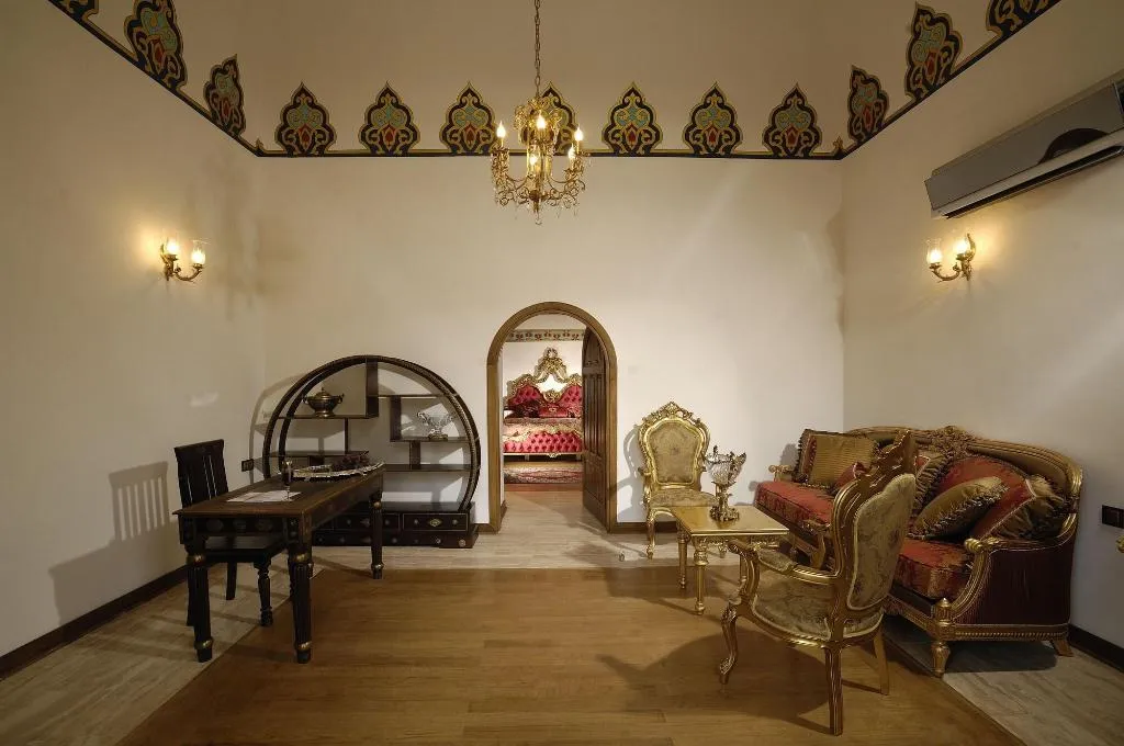 FAMILY ROOM TWO BEDROOMS ONE BATHROOM Room, Cesme Kanuni Kervansaray, Izmir