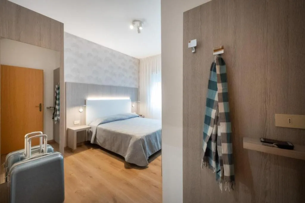Room, Hotel Fabris, Venice