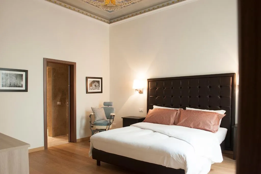 APARTMENT SUPERIOR TWO BEDROOMS Room, Florence Art Apartments, Florence