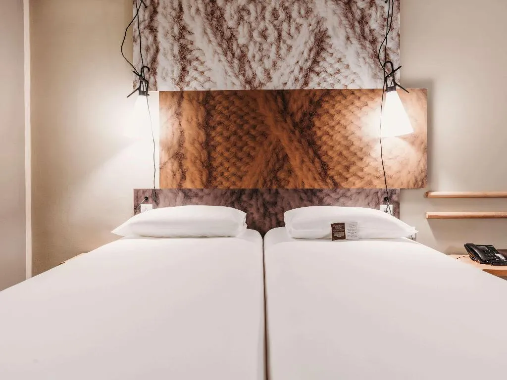 TWIN STANDARD Room, Ibis Mohammedia, Casablanca