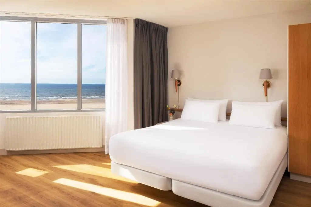 Room, NH Zandvoort, Amsterdam