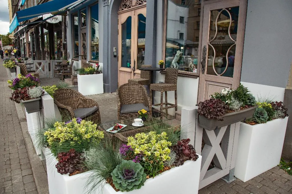 Terrace, Relais Le Chevalier, Riga