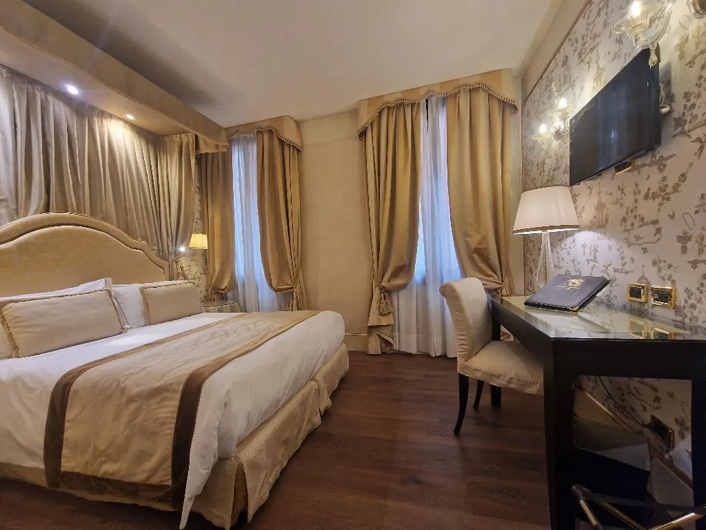 DOUBLE CLASSIC Room, A La Commedia, Venice