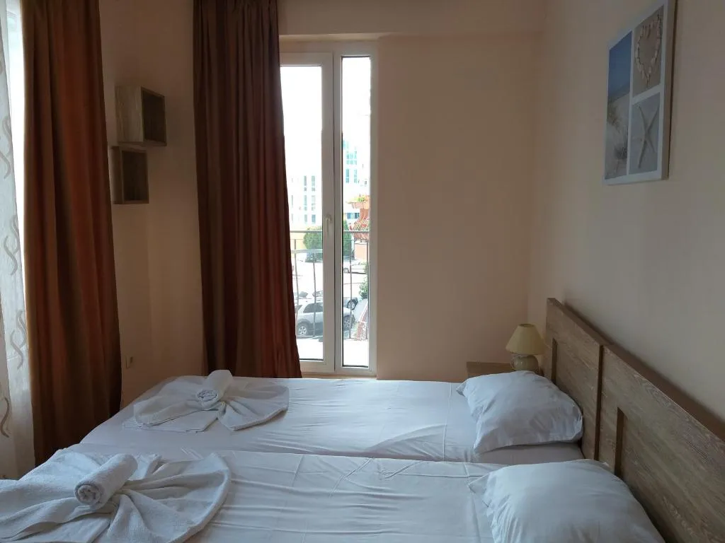 APARTMENT TWO BEDROOMS Room, Perla Apartments, Bourgas