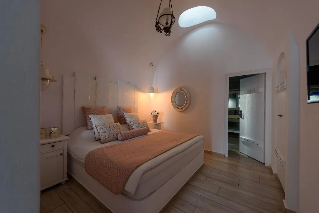 SUITE STANDARD Room, Senses Suites, Santorini