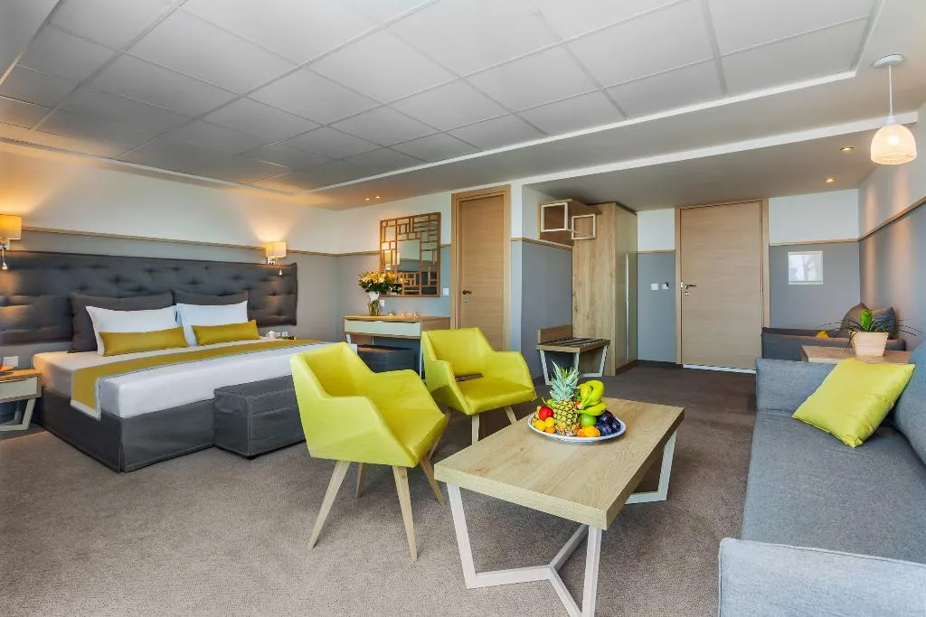JUNIOR SUITE SEA VIEW Room, Kriopigi Hotel, Halkidiki