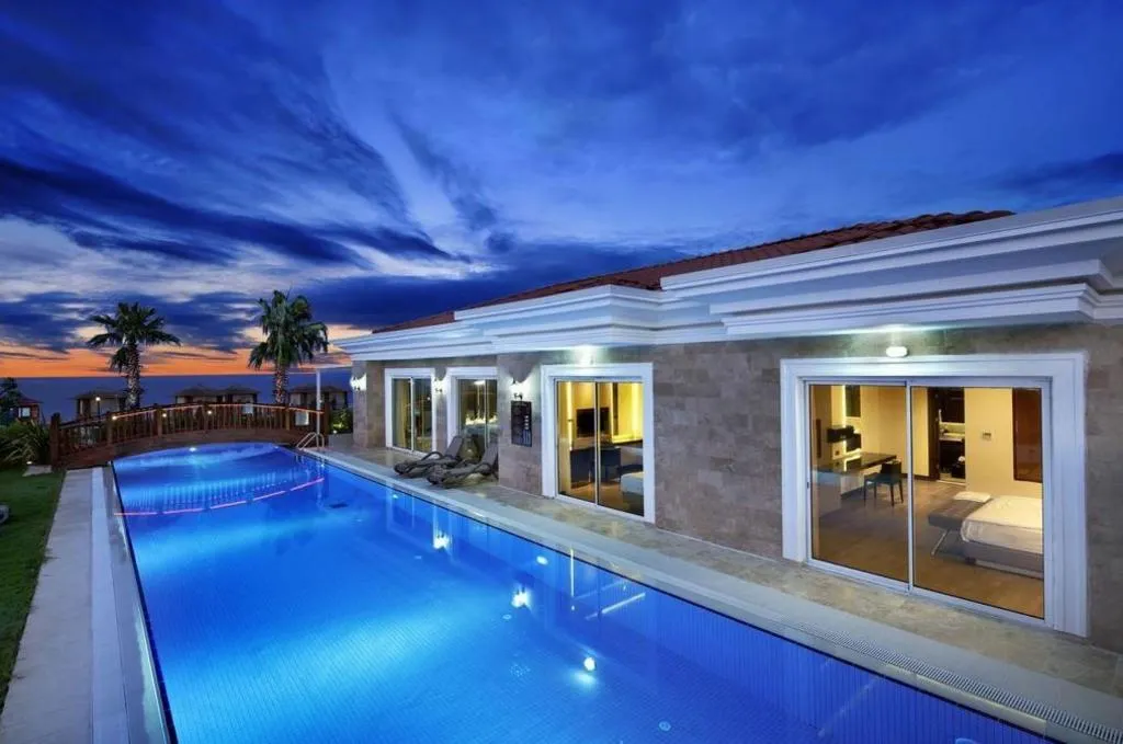 VILLA THREE BEDROOMS WITH PRIVATE POOL Room, Bellis Deluxe Hotel, Antalya