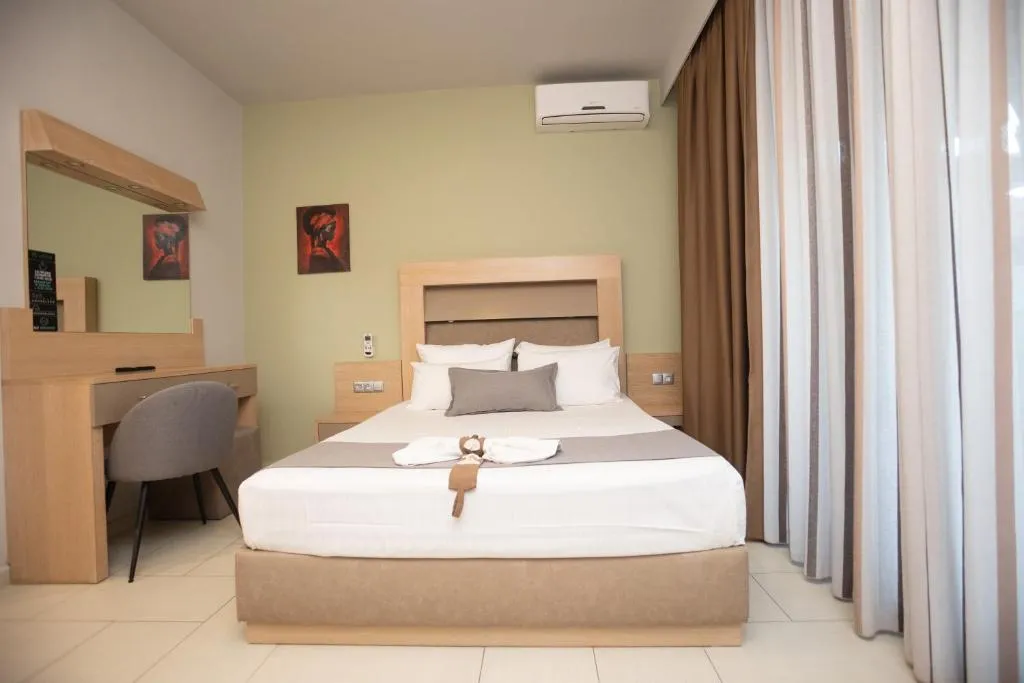 STUDIO CLASSIC Room, Amalia Center, Thessaloniki