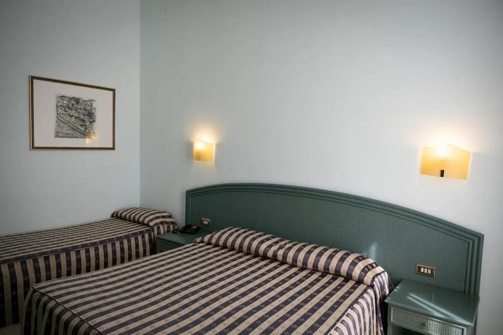 Room, Hotel Gran Bretagna, Catania