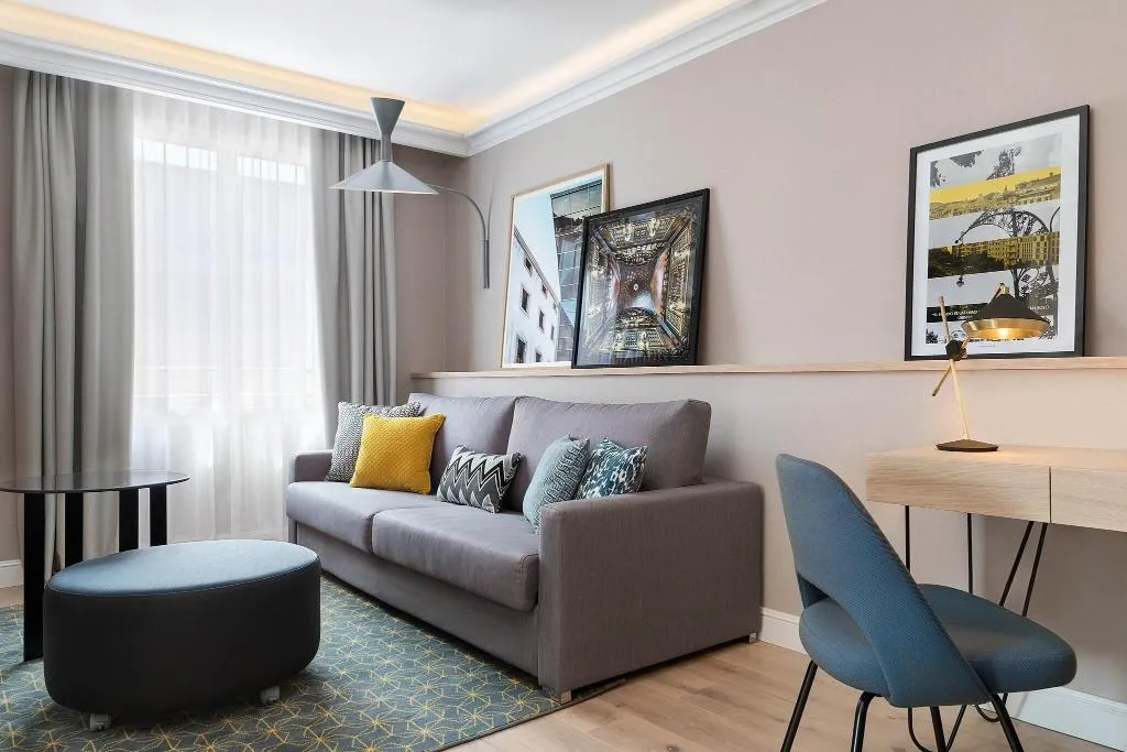 Room, Le Meridien Barcelona, Barcelona
