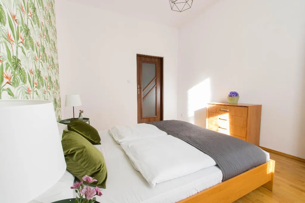 APARTMENT CAPACITY 3 ONE BEDROOM Room, Old Town Apartments Slawkowska, Krakow