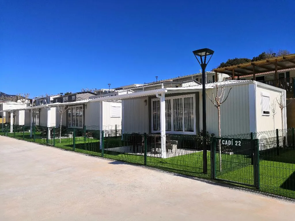 MOBILE HOME TWO BEDROOMS ONE BATHROOM Room, Berga Resort - The Mountain - Wellness center -SPA, Barcelona