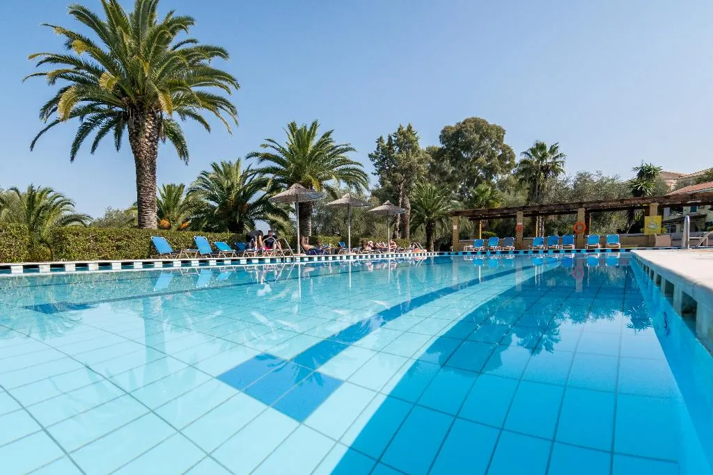 Pool, Helion Resort, Corfu