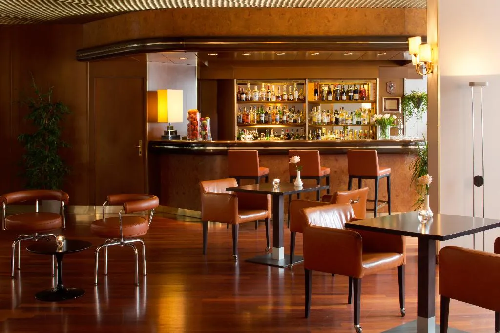Bar, Starhotels Cristallo Palace, Milan
