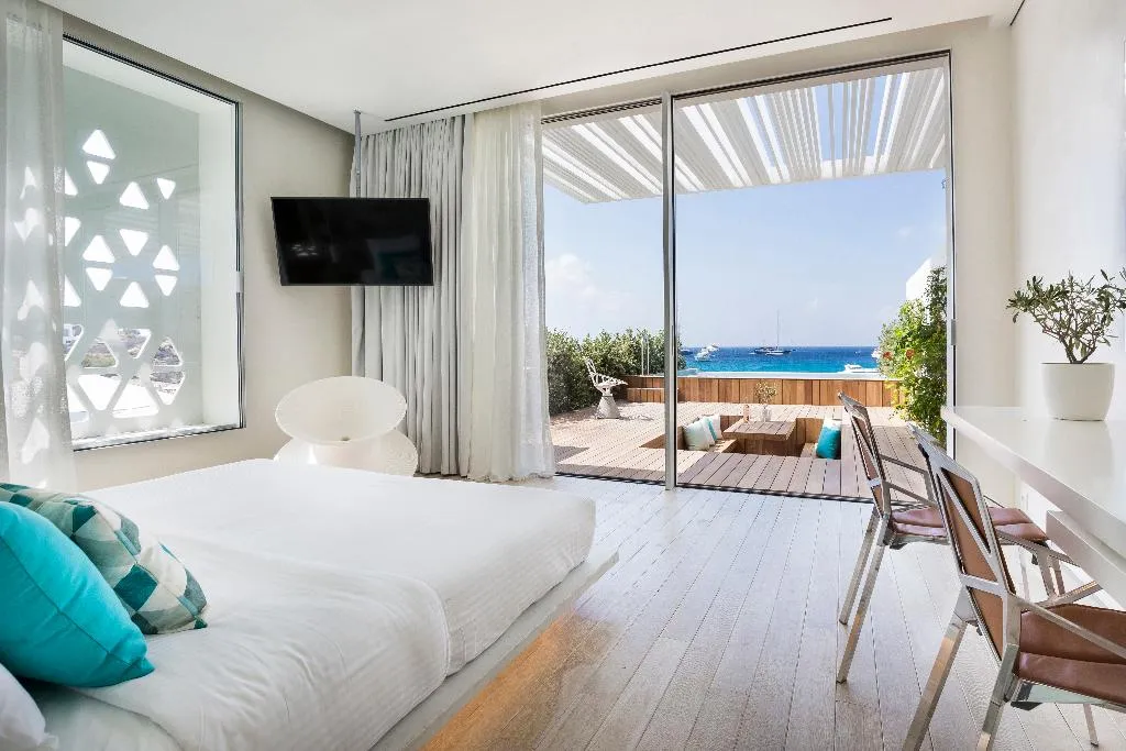 SUITE SEA VIEW Room, Mykonos Dove beach hotel, Mykonos