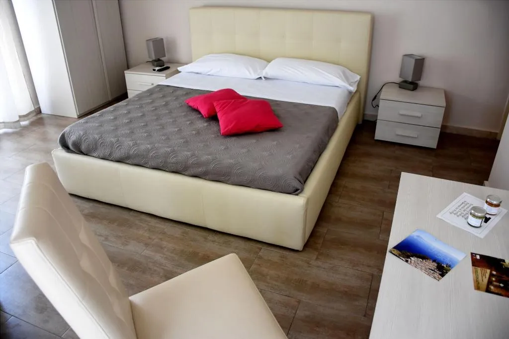 Room, Prestige B&B, Catania