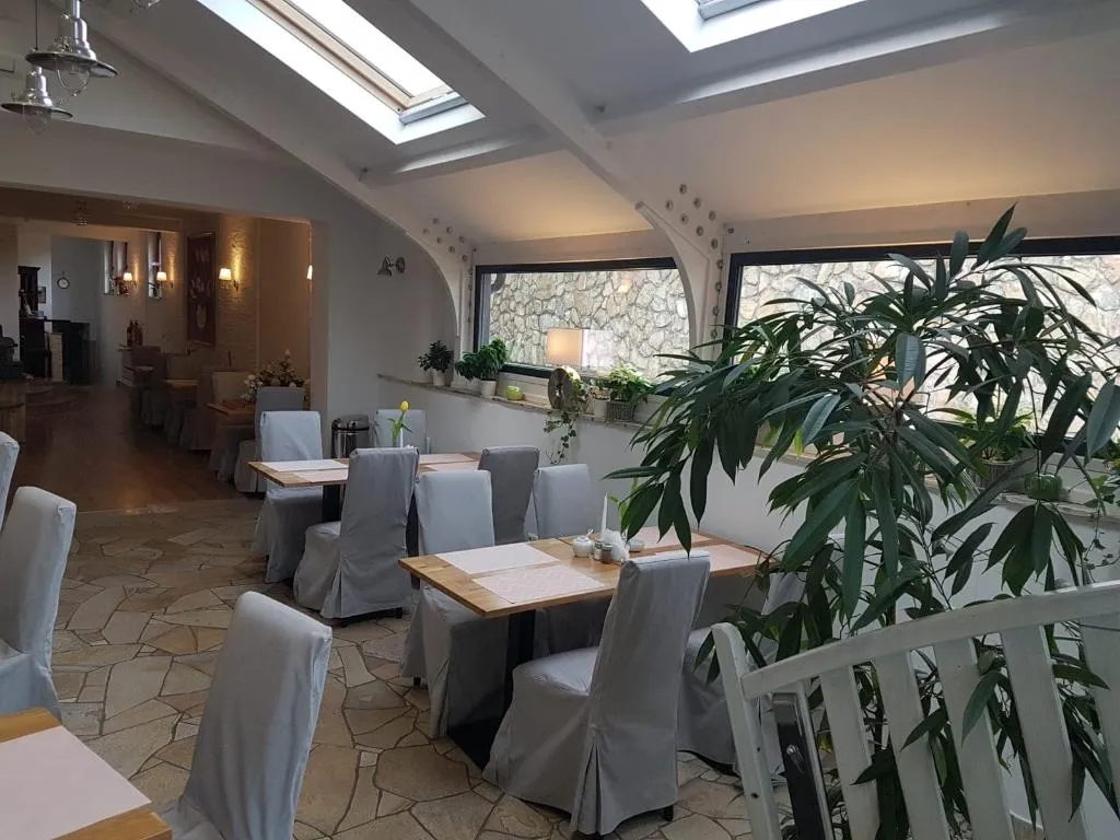 Restaurant, Hotel B.A.S. Villa Residence, Krakow
