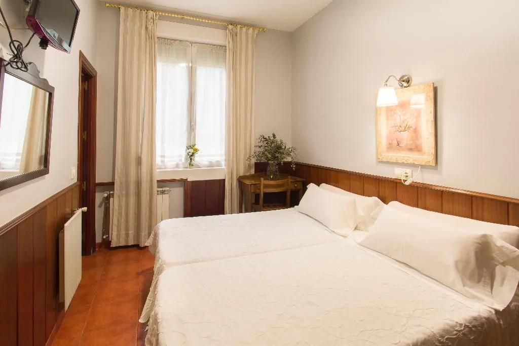 Double or Twin STANDARD Room, La Vera, Madrid
