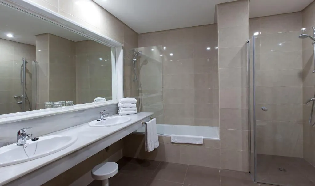 Room SIDE SEA VIEW Room, Sol Marbella Estepona Atalaya Park, Costa Del Sol