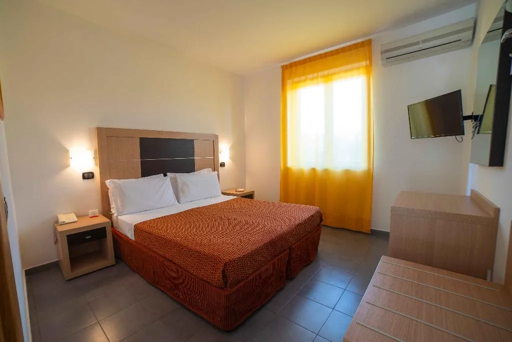FAMILY ROOM CLASSIC Room, VOI Baia di Tindari Resort, Catania