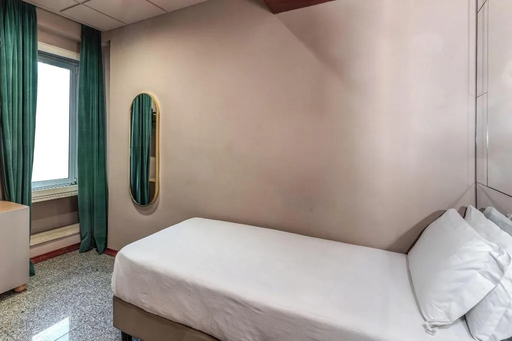 SINGLE STANDARD Room, Madison, Rome