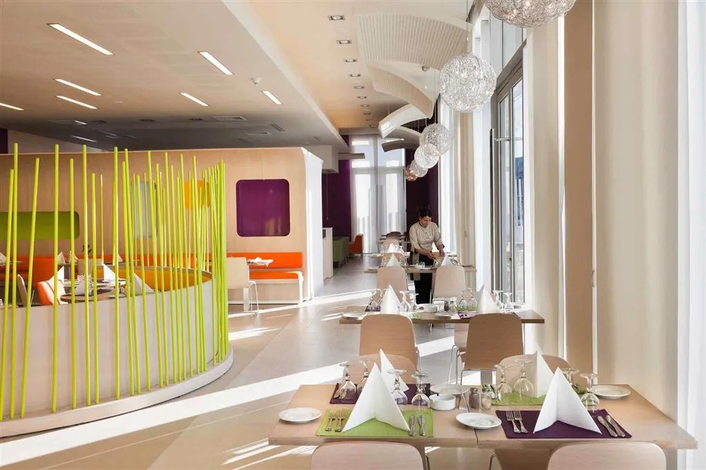 Bar, ibis Tanger City Center, Tangier