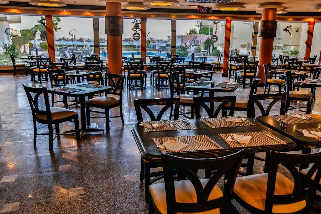 Restaurant, Magic Beach Resort, Red Sea Riviera