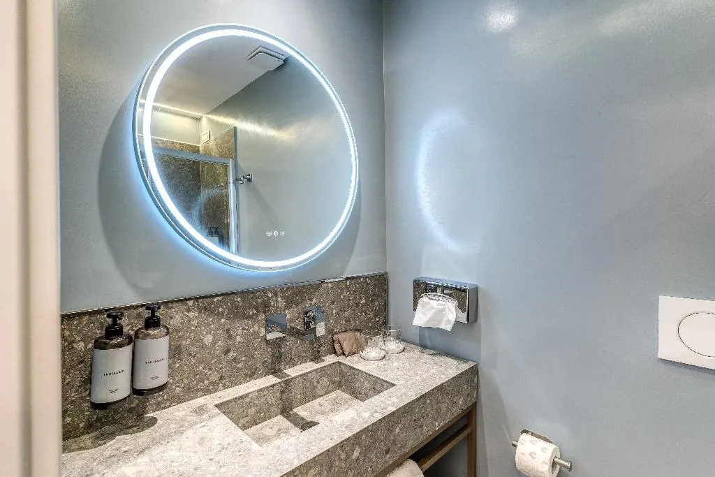 TRIPLE STANDARD Room, Relais Trevi 95 Boutique Hotel, Rome