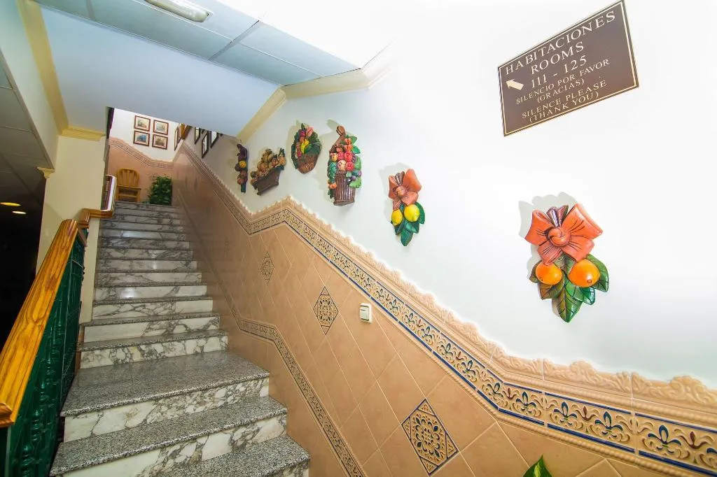 Lobby, Hostal Los Corchos, Costa Del Sol