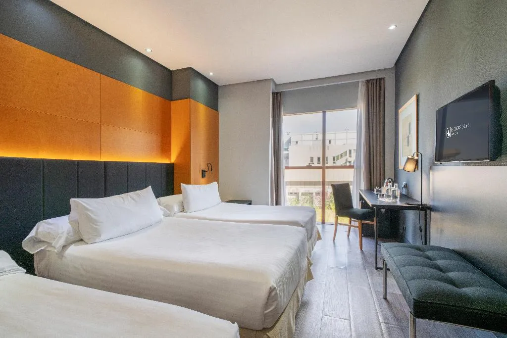 Double or Twin DELUXE Room, Eurostars Puerta Madrid, Madrid