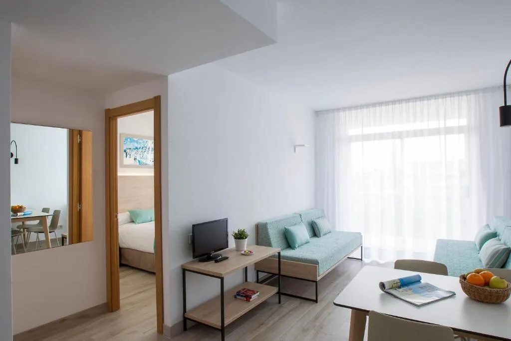 APARTMENT CAPACITY 4 TWO BEDROOMS Room, Cye Holiday Centre, Costa Dorada