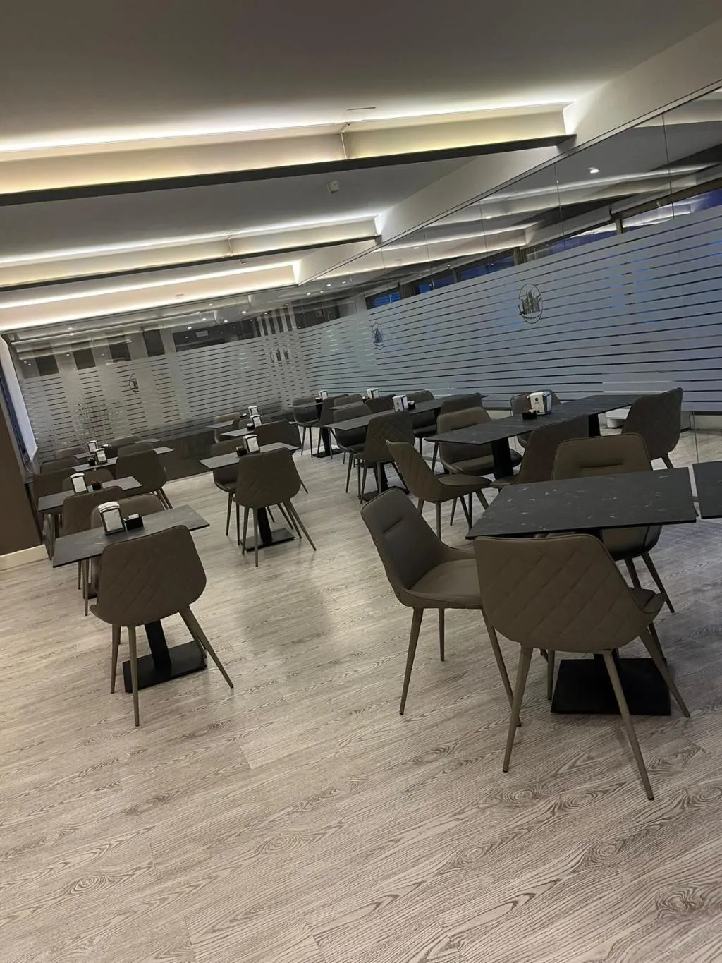 Restaurant, Plus Welcome Milano, Milan