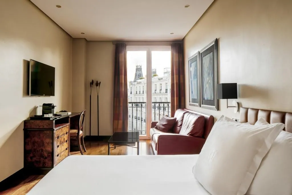 DOUBLE SUPERIOR WITH VIEWS Room, Hotel Villa Real, Madrid