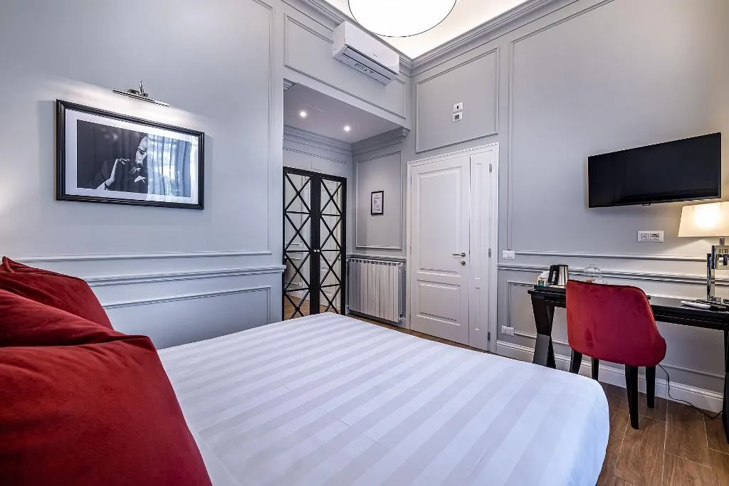 DOUBLE SUPERIOR Room, Hotel Ungherese Small Luxury Hotel, Florence