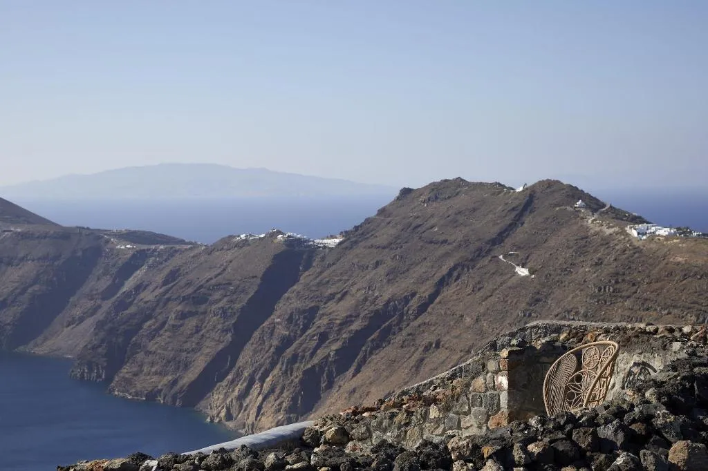 General view, White Pearl Cavalieri, Santorini