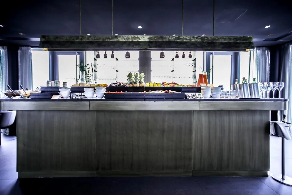 Terrace, Hotel Viu Milan, Milan