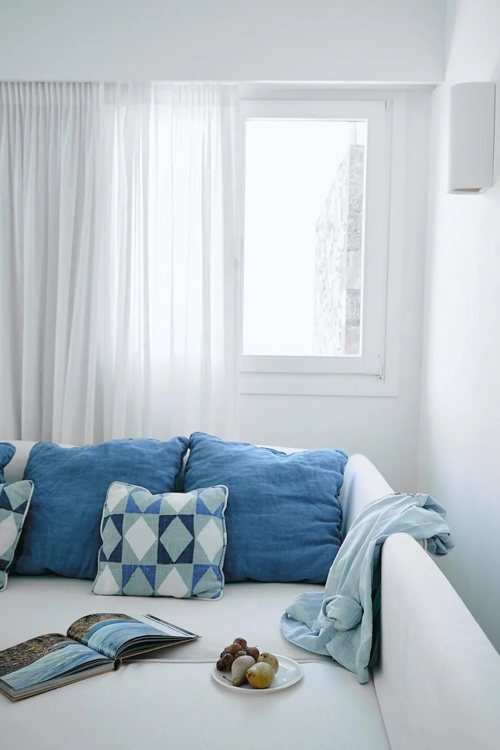 Room, Phaea Blue, a member of SLH, Crete