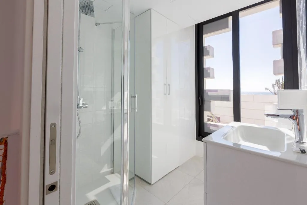 APARTMENT SEA VIEW WITH TERRACE Room, Apartamentos Seafront Boutique Calabeach, Costa Del Sol