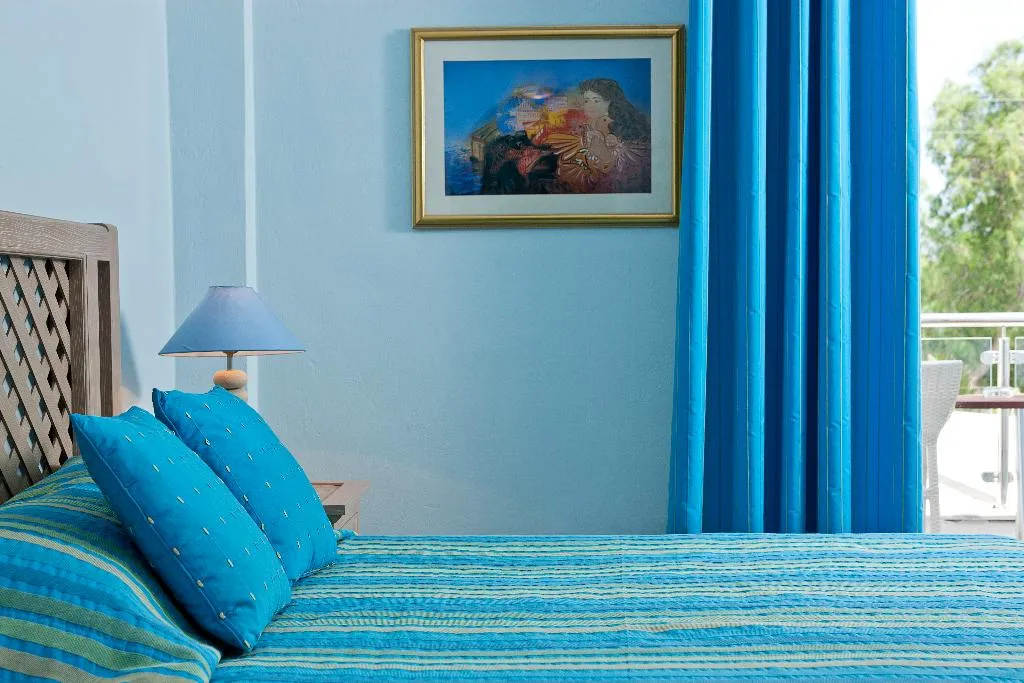 DOUBLE CLASSIC SEA VIEW Room, Alesahne Beach, Santorini