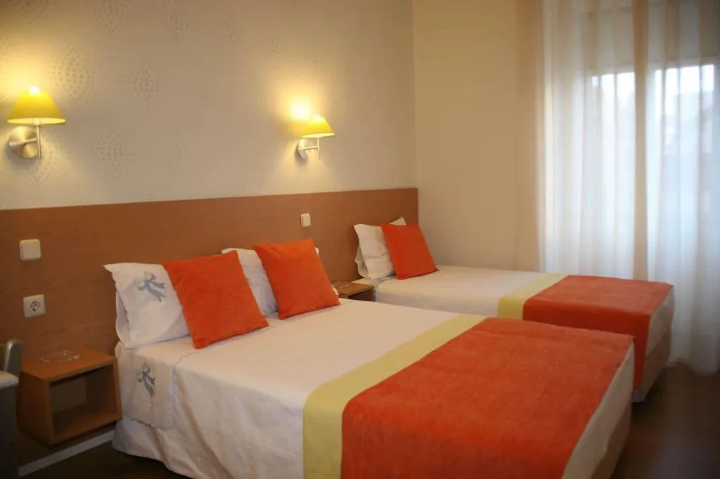 Room, Estrela Dos Anjos, Lisbon
