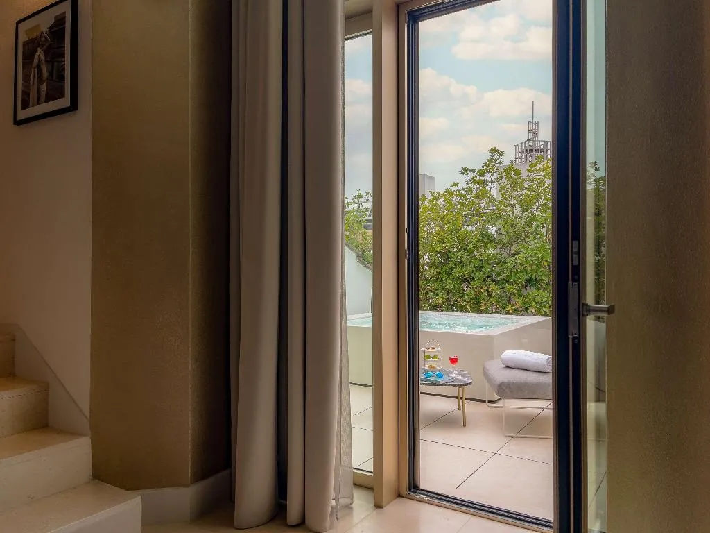 Room, NH Collection Milano CityLife, Milan