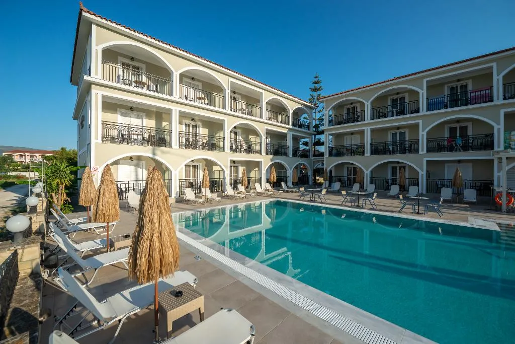 Pool, Athina Apts, Zante